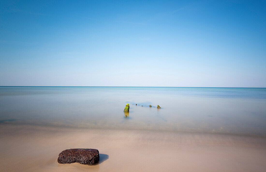 Flotsam on the Baltic sea beach, Ahrenshoop, Darss, Mecklenburg Vorpommern, Germany