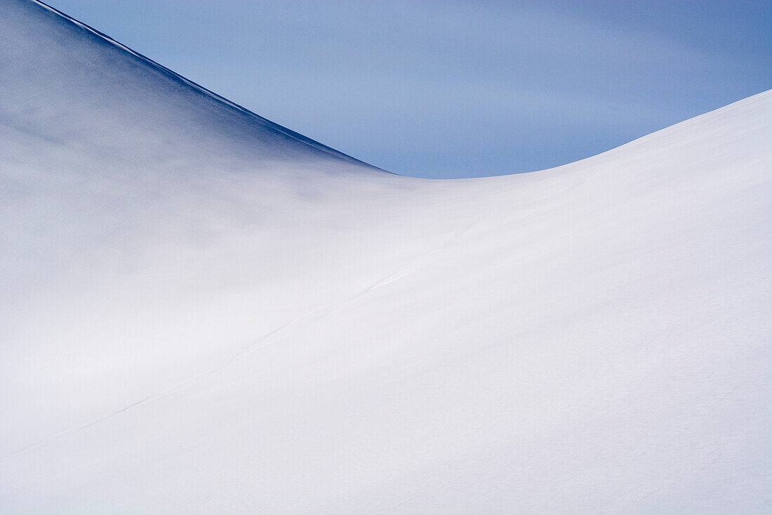 Schneeflanken im Val d'Agnel, Bündner Alpen, Kanton Graubünden, Schweiz