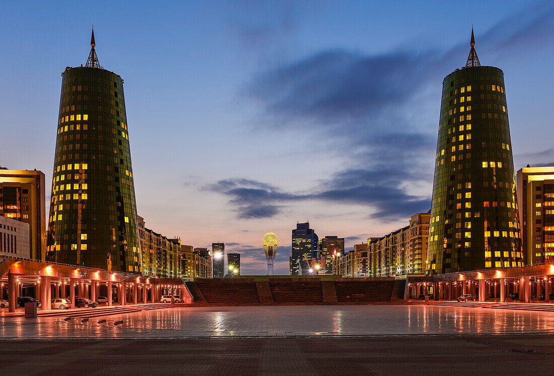 View from Ak Orda President Palace towards Bajterek tower, Nurzhol Boulevard, City center, Kazakhstan, Central Asia, Asia