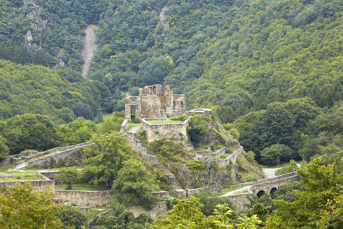 Ruine Schmidtburg bei Bundenbach, Kreisgrenze Birkenfeld - Bad Kreuznach, Region Hunsrück, Rheinland-Pfalz, Deutschland, Europa