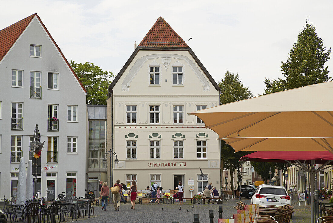 Stadtbücherei am Markt  in Steinfurt - Burgsteinfurt , Münsterland , Nordrhein-Westfalen , Deutschland , Europa