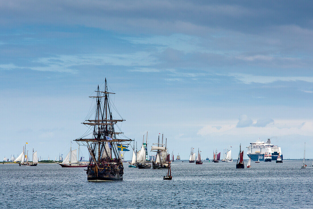 Sailing parade, Kieler Woche, Kiel, Baltic Coast, Schleswig-Holstein, Germany