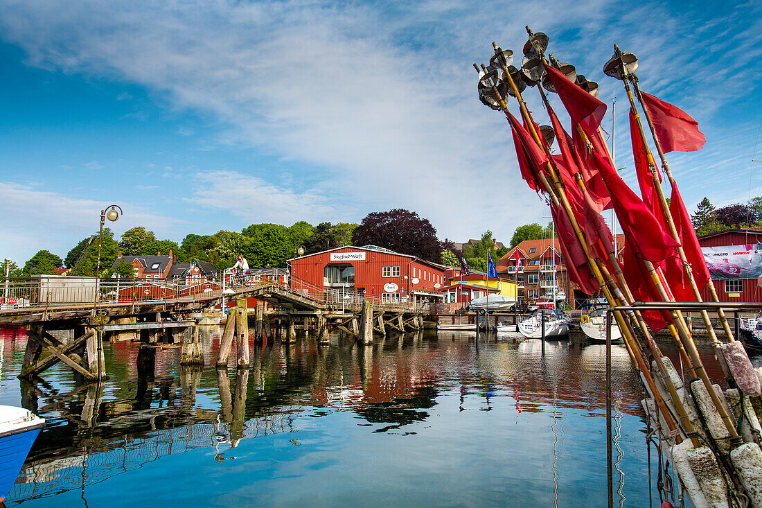 Harbour with wooden bridge, Eckernfoerde, Baltic Coast, Rendsburg-Eckernfoerde, Schleswig-Holstein, Germany