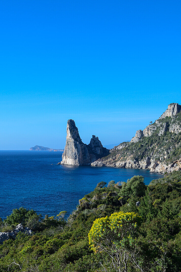 Rock-needle near Pedra Longa, Santa Maria Navarrese in the background, Selvaggio Blu, Sardinia, Italy, Europe