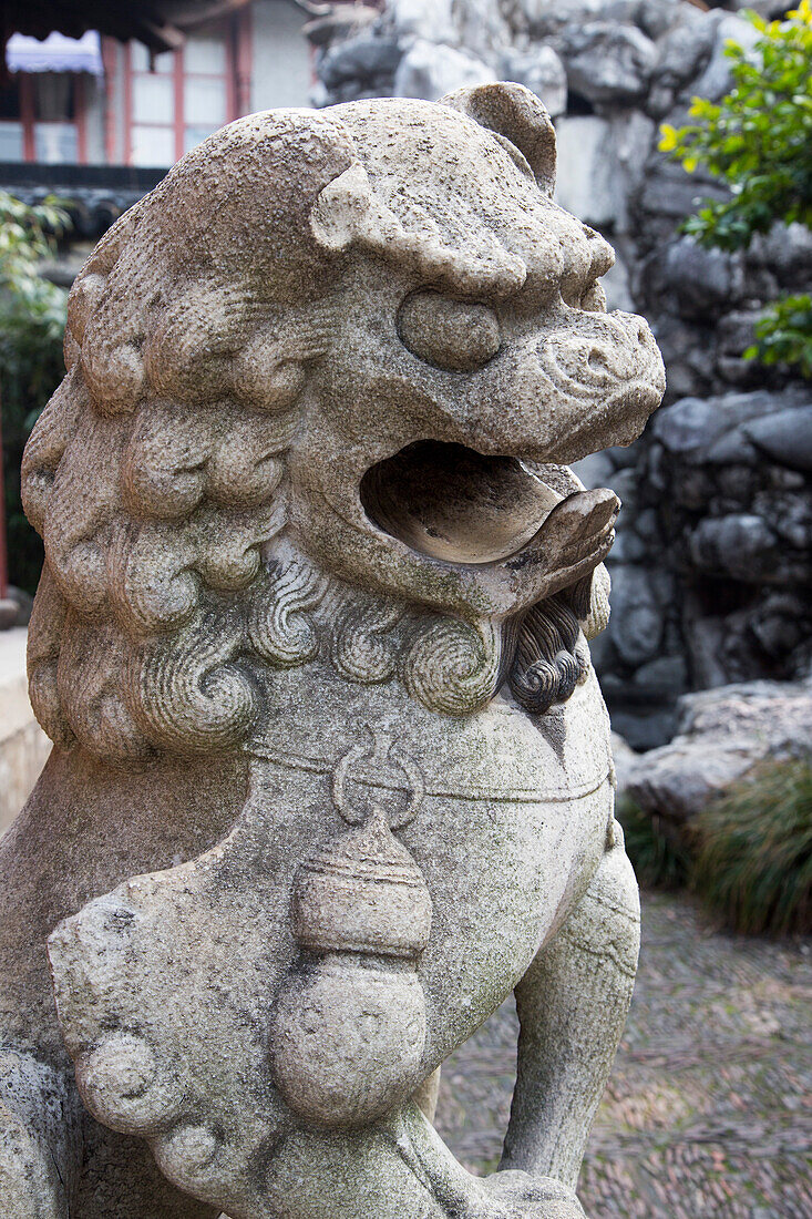 Lion sculpture at Yuyuan Garden in Old Town (Nanshi), Shanghai, China