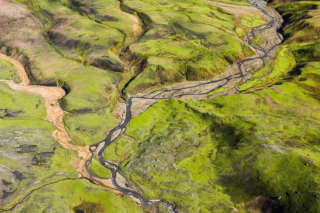 Aerial view of green mountains and river valley, Fjallabak, Highlands, South Iceland, Iceland, Europe