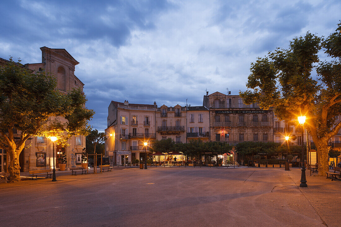 Place du Bourguet, main square in the evening light, Forcalquier, town, Alpes-de-Haute-Provence, Provence, France, Europe