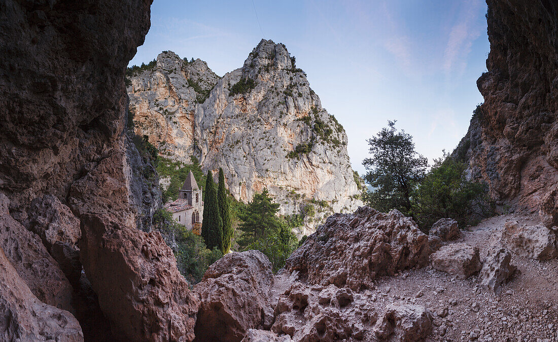 Kapelle Notre-Dame-de-Beauvoir, Moustiers-Sainte-Marie, Dorf, Naturpark Verdon, Alpes-de-Haute-Provence, Provence, Frankreich