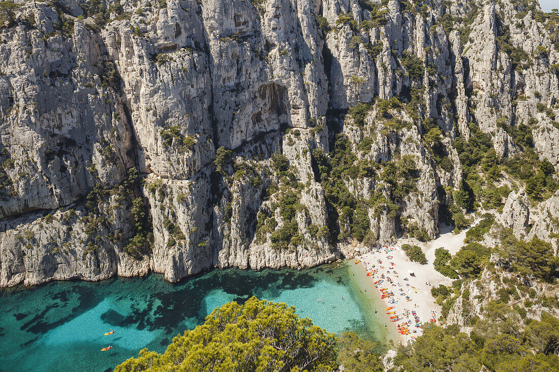 Strand in der Calanque d En-Vau, les Calanques, bei Marseille, Côte d Azur, Mittelmeer, Bouches-du-Rhone, Provence, Frankreich, Europa