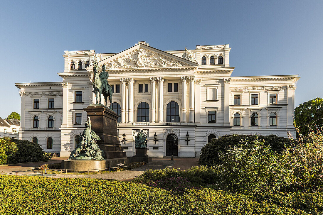 Altona town hall from 1898 on Platz der Republik in Hamburg in the evening sun,  Altona, north Germany, Germany