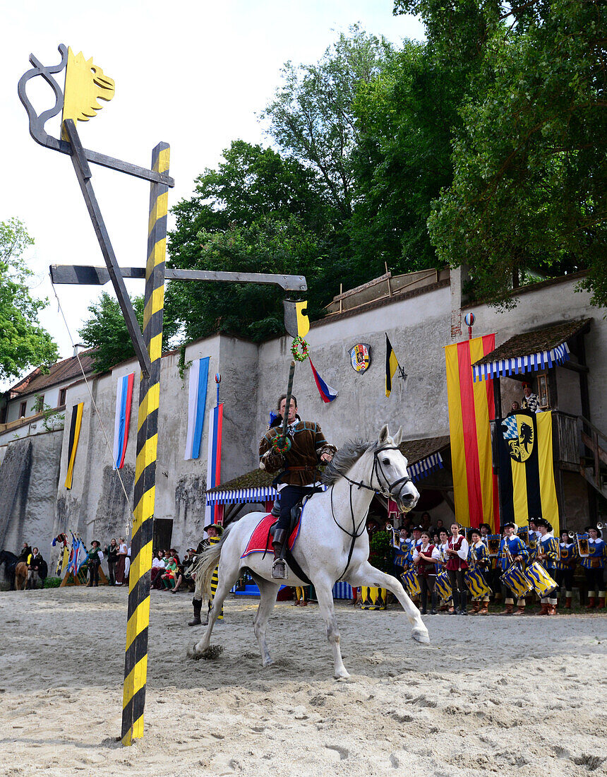 Reiterturnier am Schlossfest, Neuburg an der Donau, Nord-Oberbayern, Bayern, Deutschland