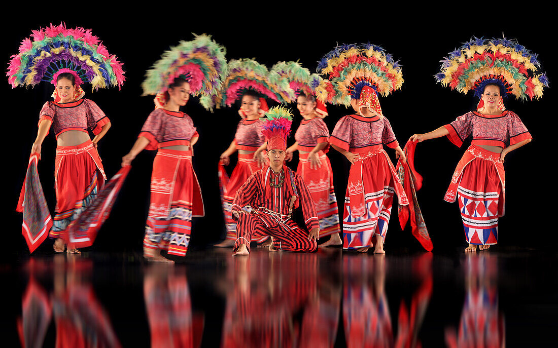 Dancers in a show wearing colourful costumes, culture, entertainment, Villa Escudero, Manila, Luzon, Philippines, Asia