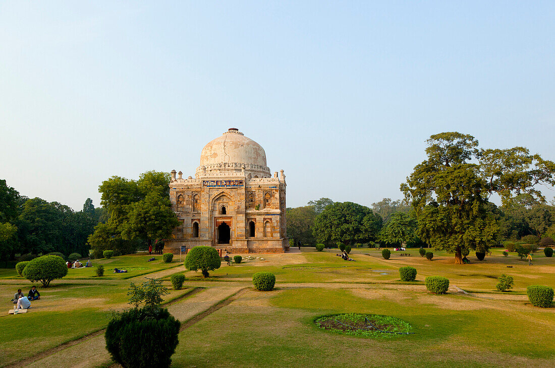 Domed Sheesh Gumbad tomb and gardens