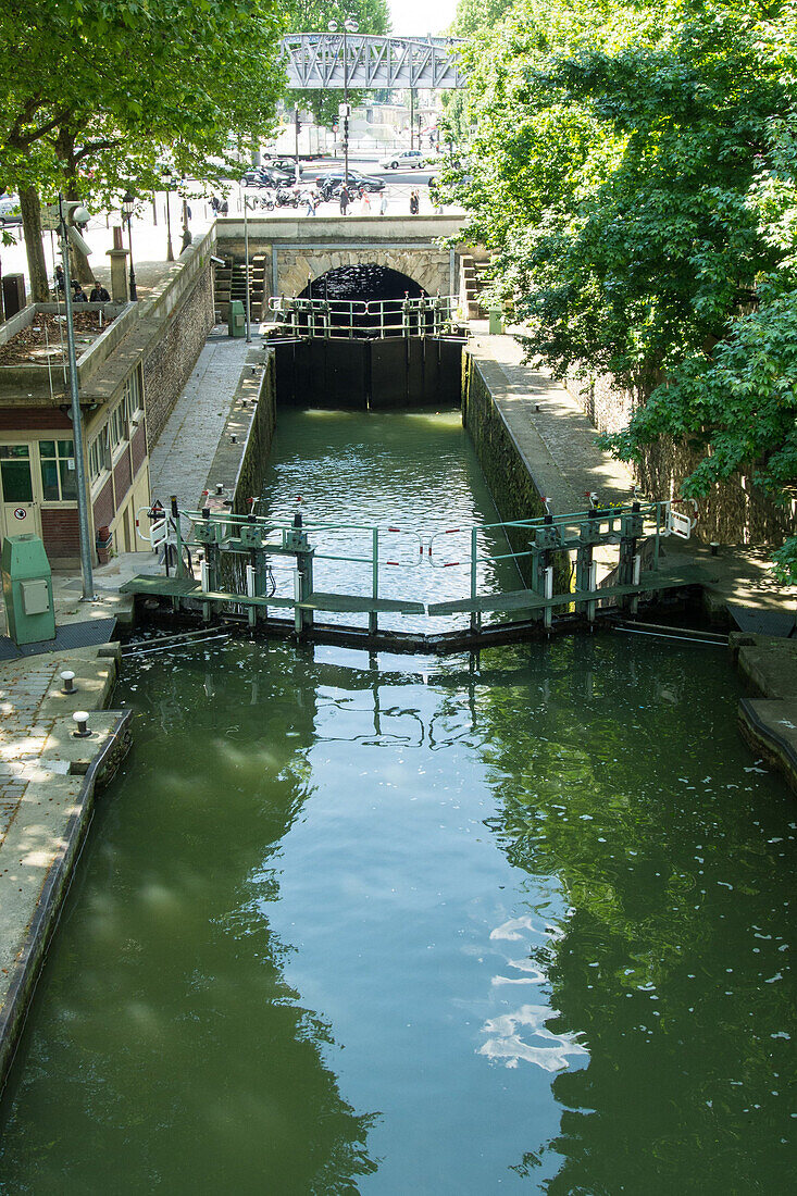 France, Paris, lock on the Canal St Martin