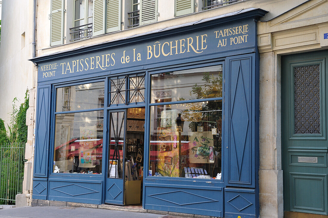 France, Paris, store near rue de Bièvre, August 2009