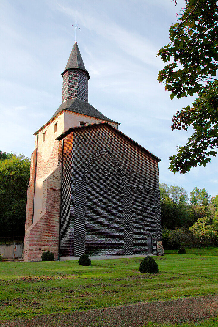 France, Aquitaine Landes (40), Mimizan, porch of Sainte Marie prieural church (Unesco world heritage)