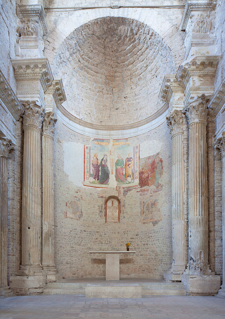 Basilica of San Salvatore, UNESCO World Heritage Site, Spoleto, Umbria, Italy, Europe