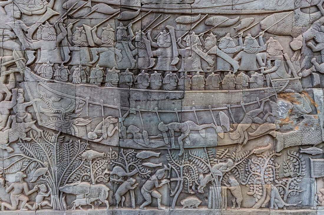 Bas-relief carvings in Prasat Bayon, Angkor Thom, Angkor, UNESCO World Heritage Site, Siem Reap, Cambodia, Indochina, Southeast Asia, Asia