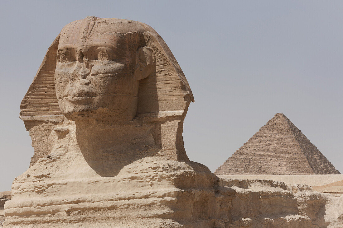 The Sphinx and the Pyramid of Menkaure in Giza, UNESCO World Heritage Site, near Cairo, Egypt, North Africa, Africa