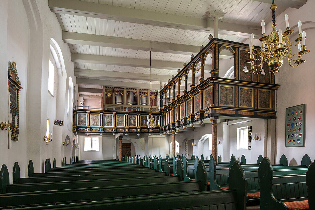 Klosterkirche Neuenwalde, Gestühl und Holzempore, Orgel, Niedersachsen, Deutschland