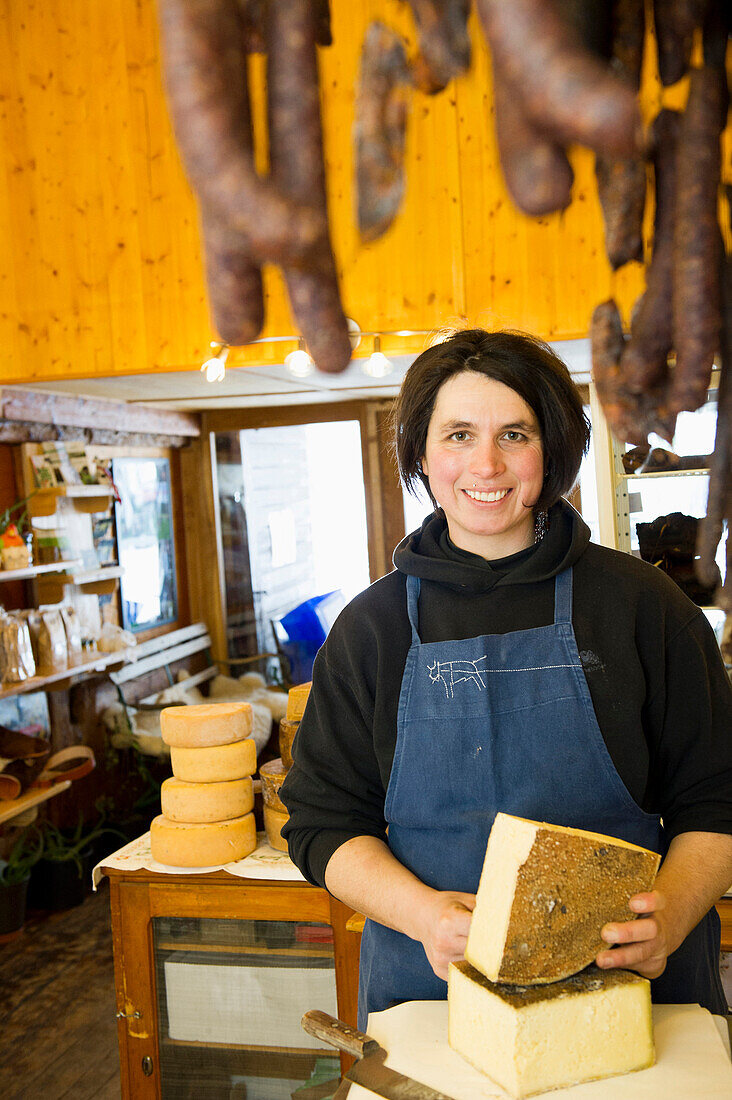 Nicole Raff, mountain cheese and biological sausages, Mathislehof, Hinterzarten, Black Forest, Baden-Württemberg, Germany