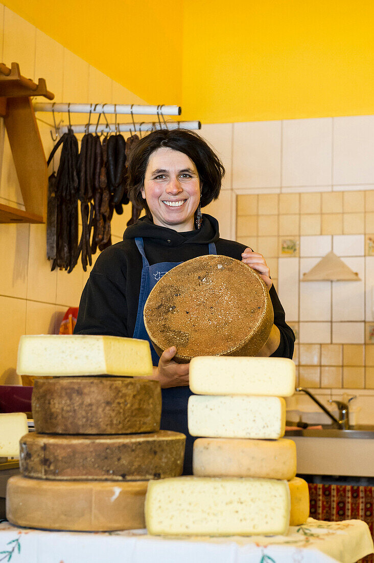 Nicole Raff, mountain cheese and biological sausages, Mathislehof, Hinterzarten, Black Forest, Baden-Württemberg, Germany