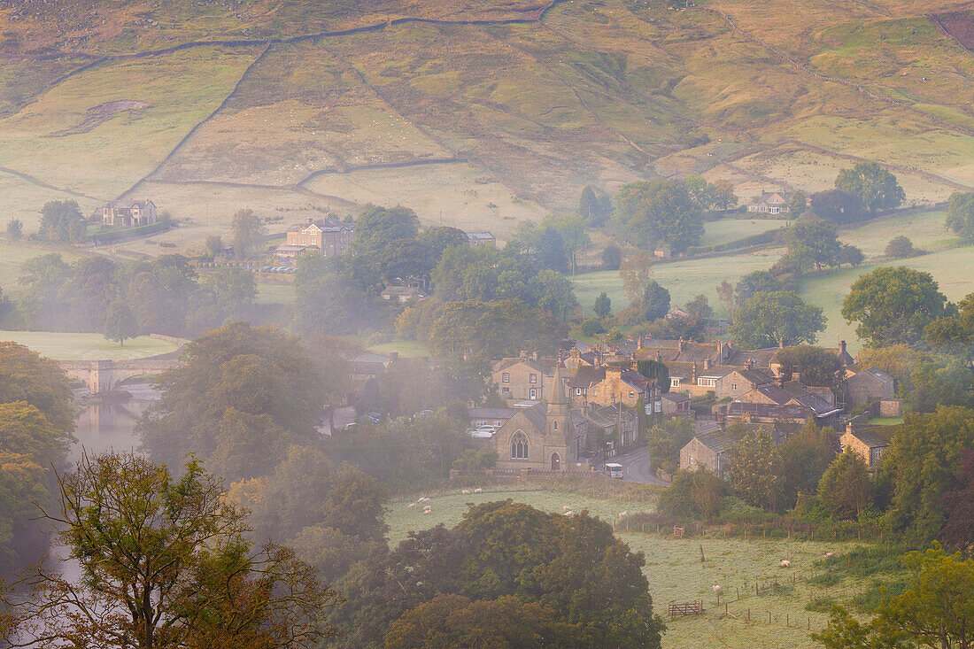 View over Burnsall, Yorkshire Dales National Park, Yorkshire, England, United Kingdom, Europe