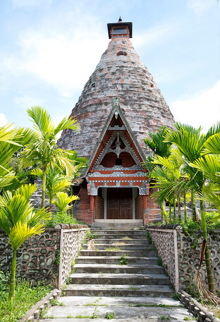 Animist family burial tomb near Buhit in rural Samosir Island, Sumatra, Indonesia, Southeast Asia, Asia