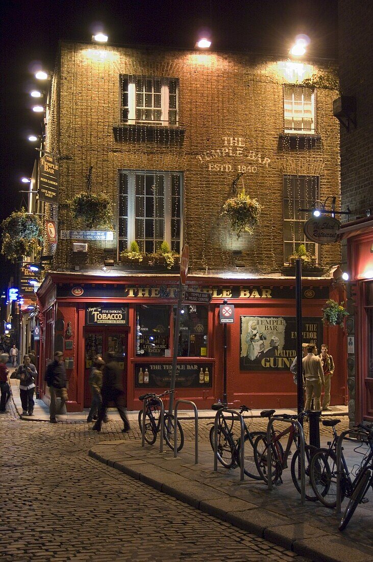 The Temple Bar pub, Temple Bar, Dublin, County Dublin, Republic of Ireland (Eire), Europe