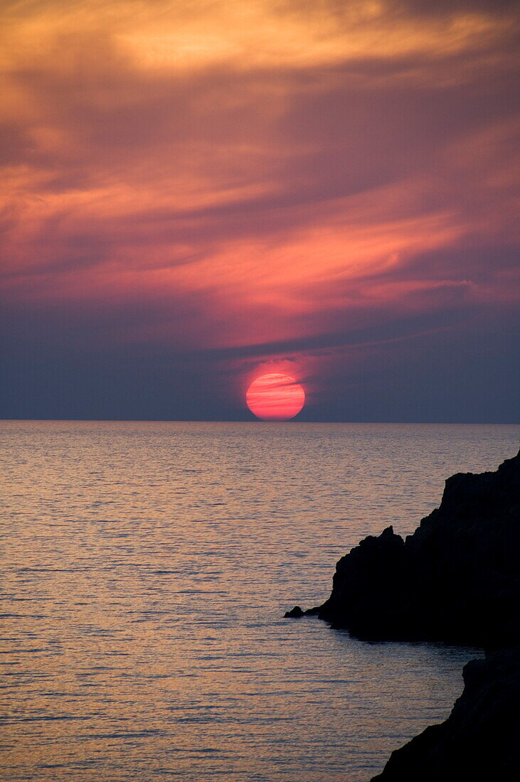 Sunset, Assos, Kefalonia (Cephalonia), Ionian Islands, Greece, Europe