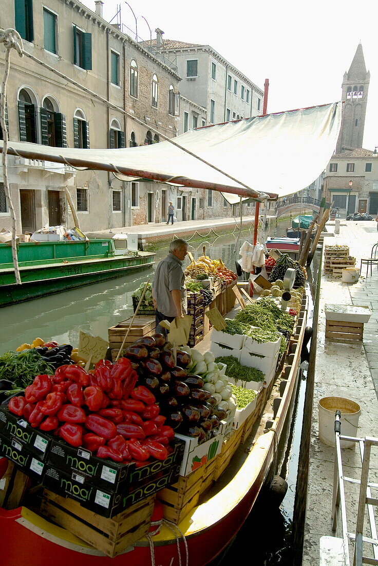 Canalside vegetable market stall, Venice, Veneto, Italy, Europe