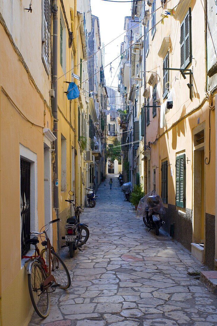 A narrow alley in Corfu Old Town, Corfu, Ionian Islands, Greek Islands, Greece, Europe