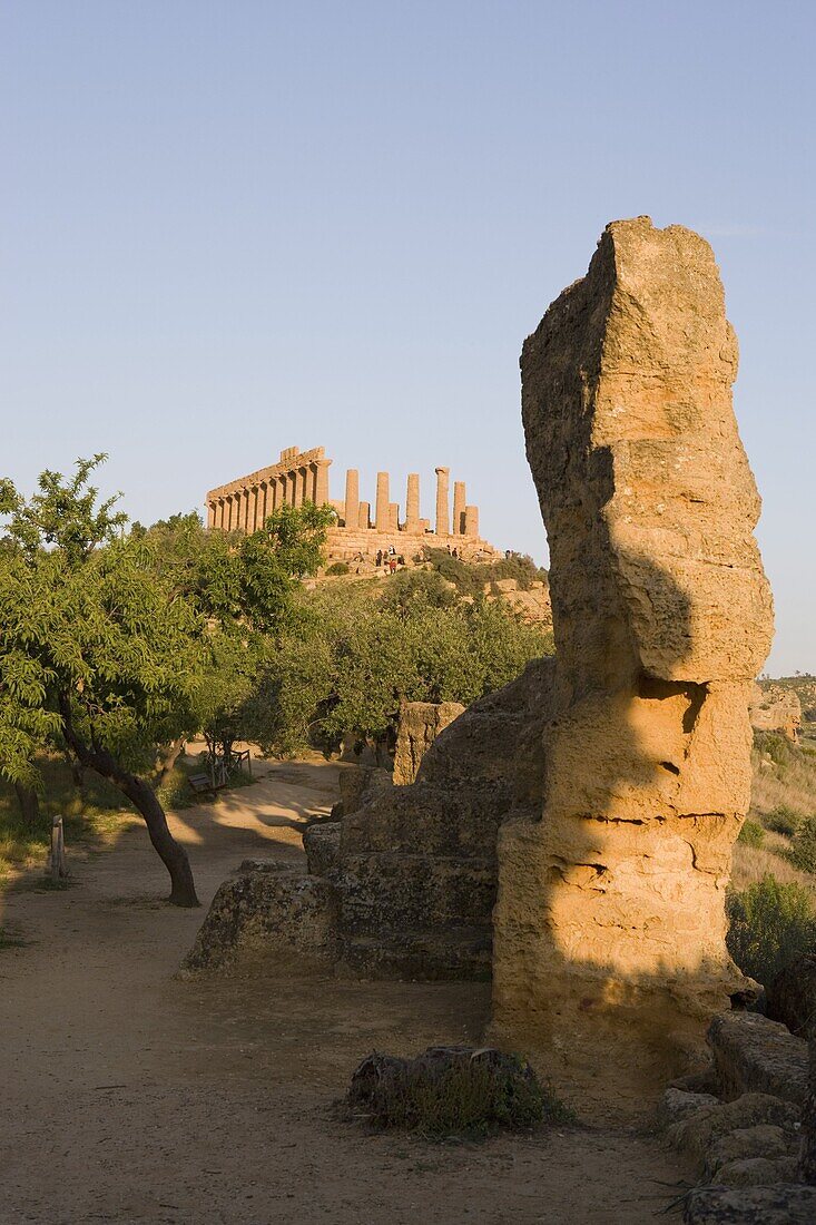 Temple of Hera, Valley of the Temples (Valle dei Templi), Agrigento, UNESCO World Heritage Site, Sicily, Italy, Europe