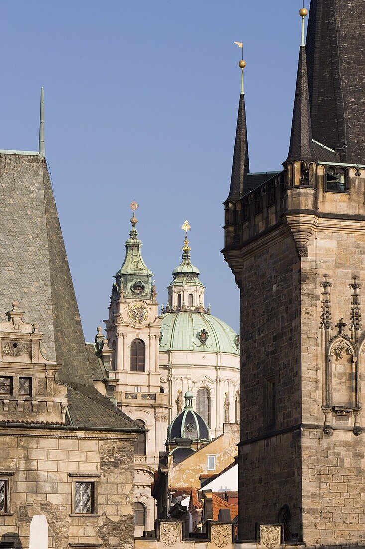 Little Quarter Bridge Tower and Church of St. Nicholas, Little Quarter, Old Town, UNESCO World Heritage Site, Prague, Czech Republic, Europe