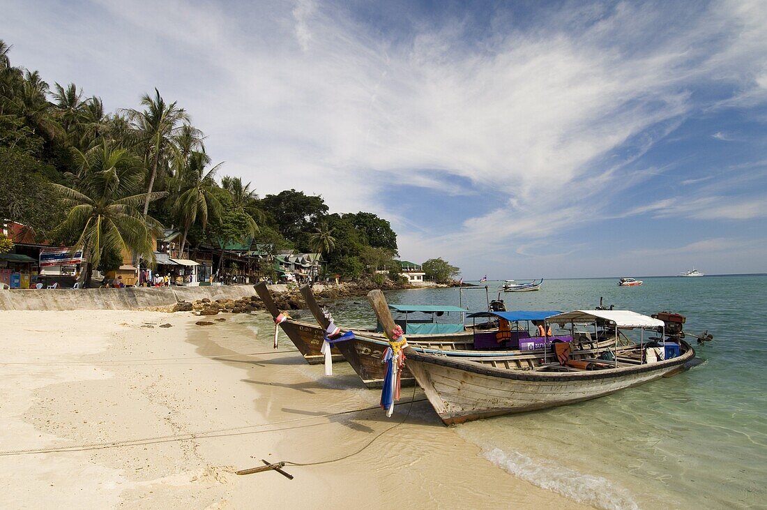 Ton Sai Bay, Phi Phi Don Island, Thailand, Southeast Asia, Asia