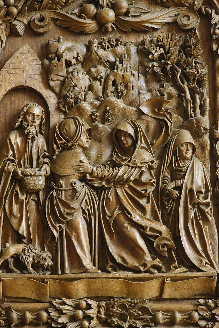 Detail of the Visitation of the Blessed Virgin Mary on the carved altar, dating from 1509, Mauer bei Melk church, Lower Austria, Austria, Europe