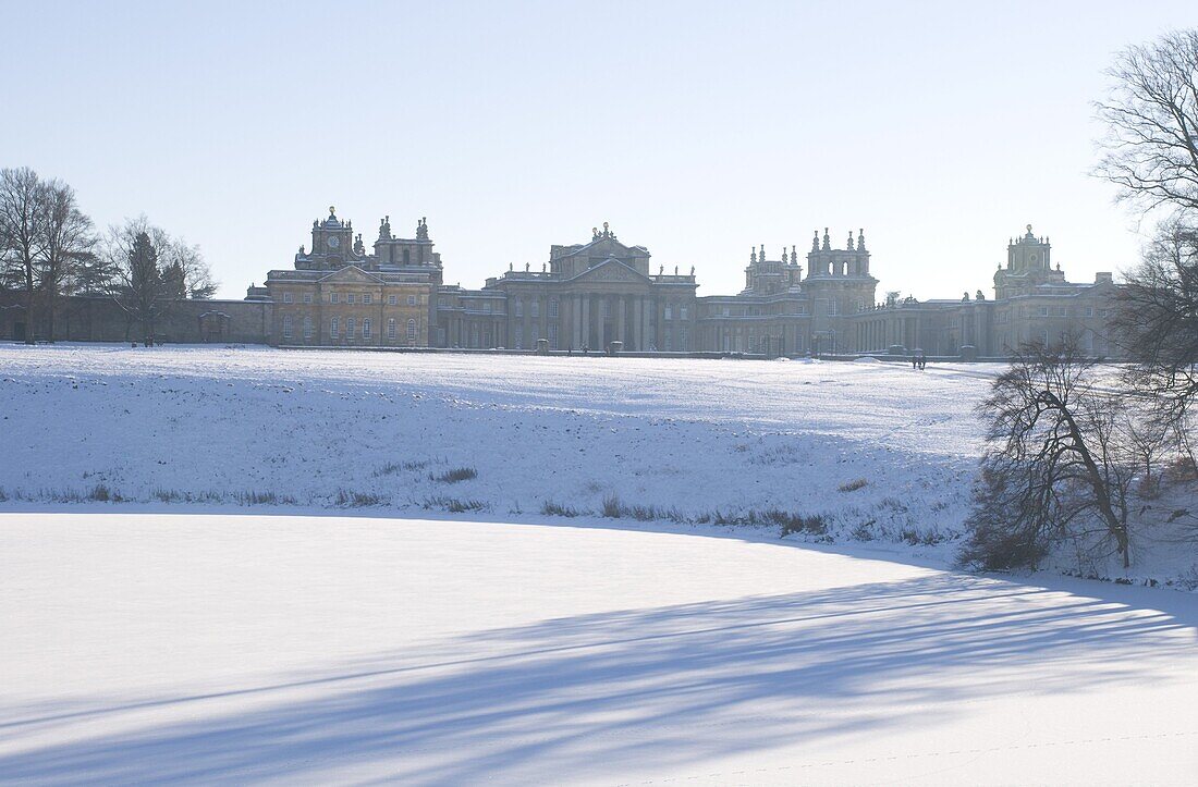 Blenheim Palace and the grounds covered with snow, Oxfordshire, England, United Kingdom, Europe