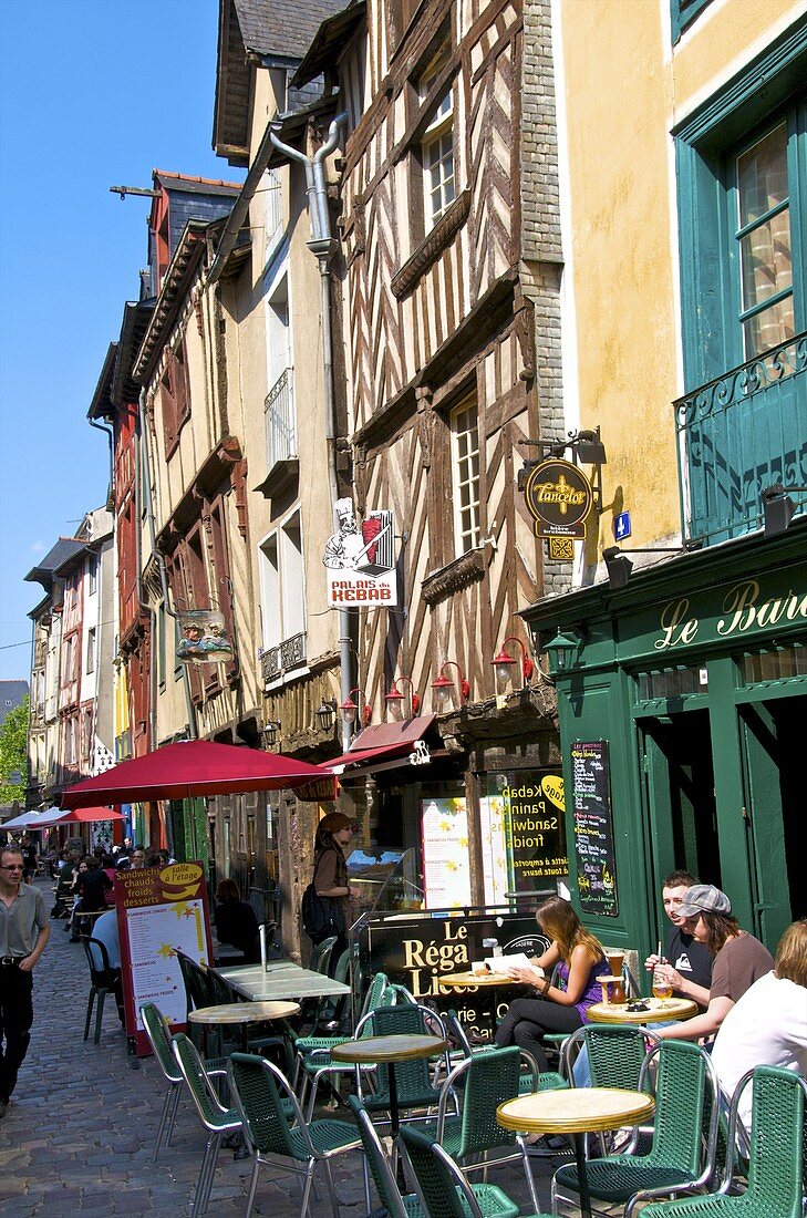 Cafe terraces and half timbered houses, rue de la Soif (Thirst street), old Rennes, Brittany, France, Europe