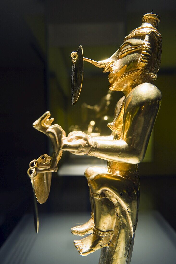 Gold sculpture in the Museo del Oro (Gold Museum), Bogota, South America