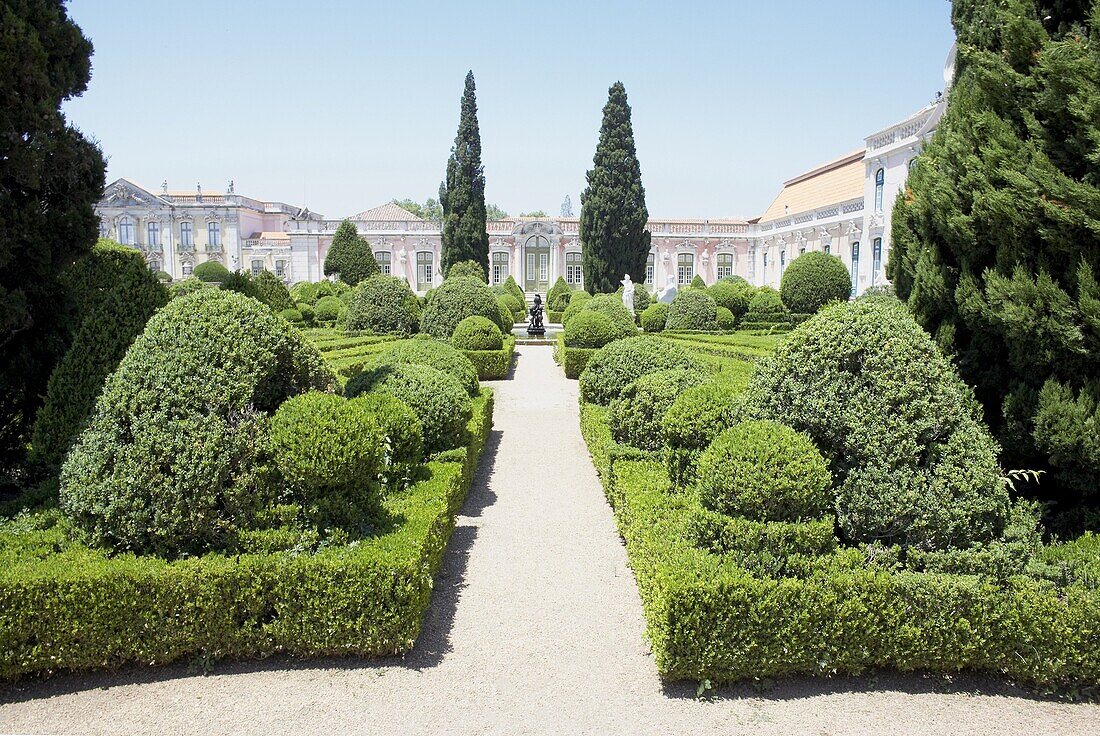 The Queluz Palace gardens, once the summer residence of the Braganza Kings, Queluz, near Lisbon, Portugal, Europe