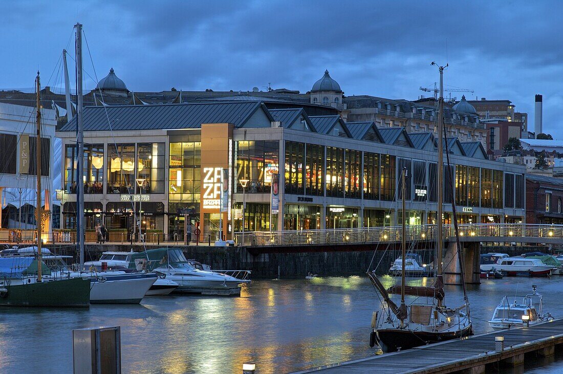 Harbourside bars and restaurants, Bristol, England, United Kingdom, Europe