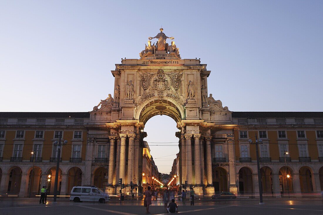 Dusk and the illuminated Arch of Rua Augusta (Arco da Rua Augusta), Commerce Square (Praca do Comercio), Baixa, Lisbon, Portugal, Europe