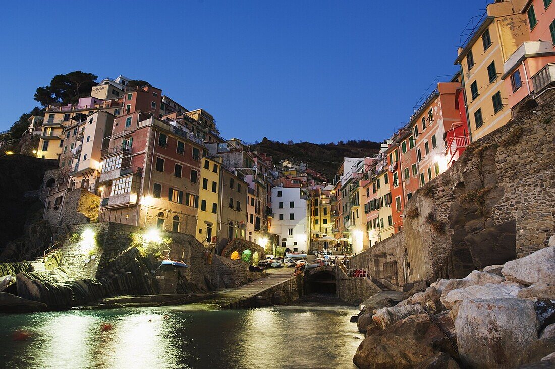 Clifftop village of Riomaggiore, Cinque Terre, UNESCO World Heritage Site, Liguria, Italy, Europe