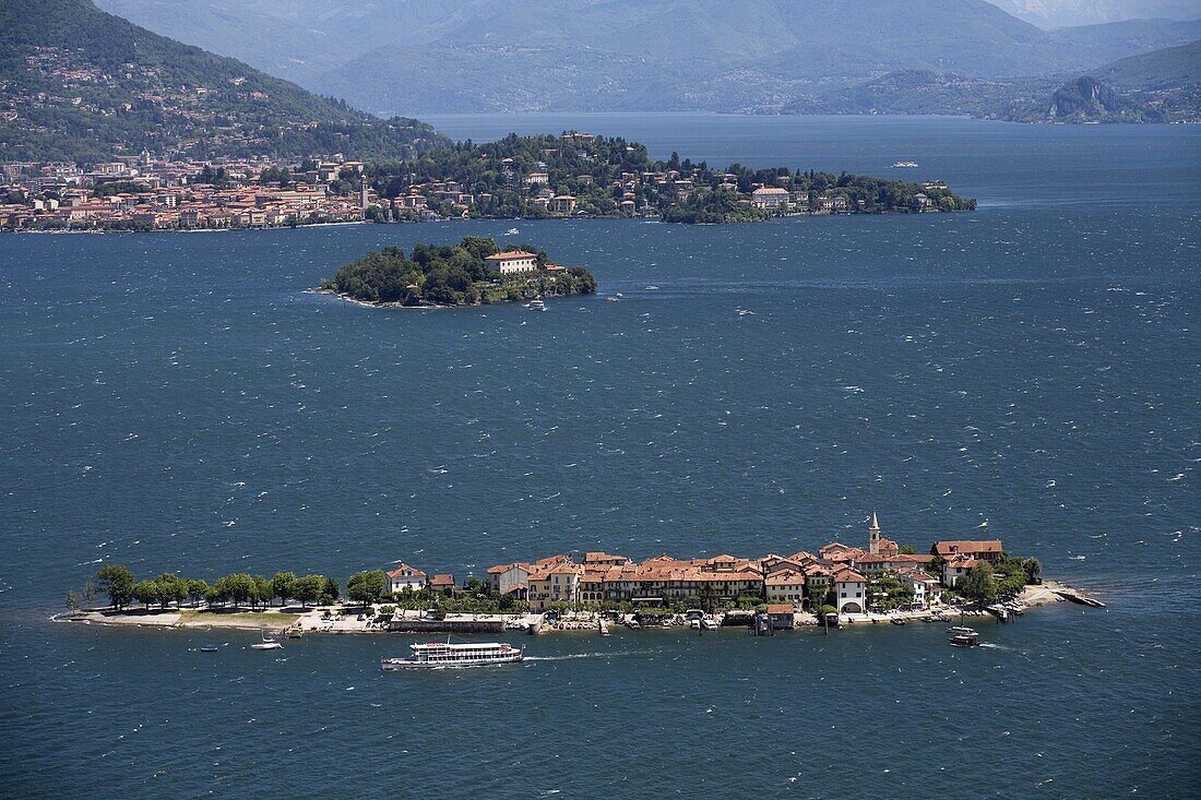 Isola dei Pescatori and Isola Madre, Stresa, Lake Maggiore, Piedmont, Italy, Europe
