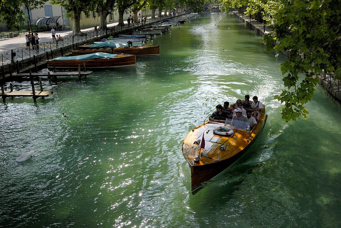 Motor launch, Canal du Vasse from the Pont des Amours, Annecy, Rhone Alpes, France, Europe