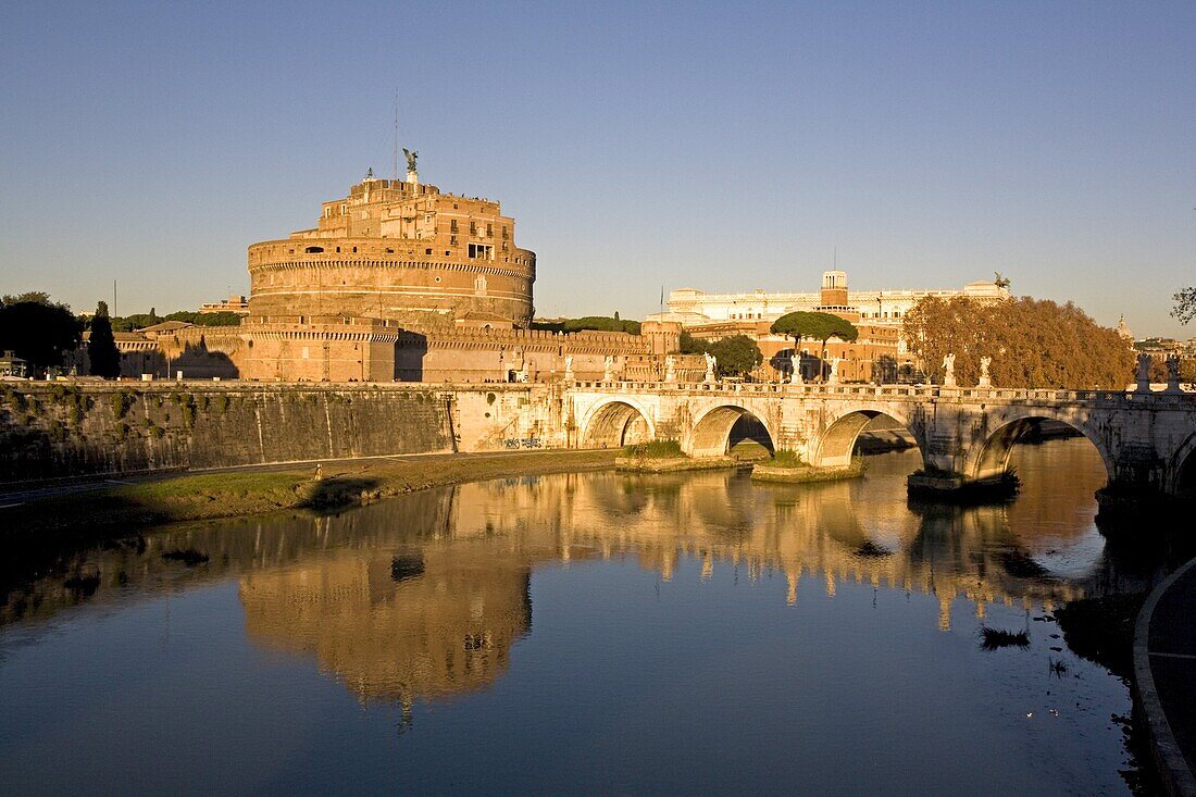 Castello San'Angelo (St.-Angelo Castle) (Mole Adriana) and St. Angelo bridge, Rome, Lazio, Italy, Europe