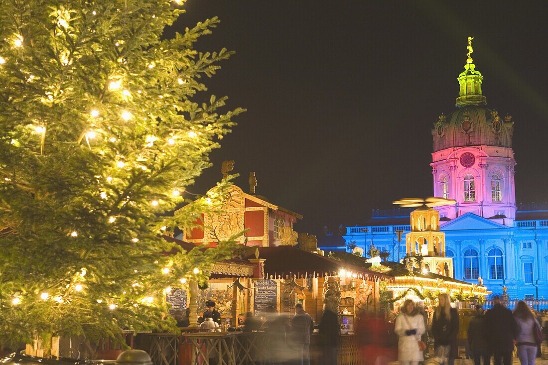 Schloss-garten at Christmas time, Charlotteburg, Berlin, Germany, Europe