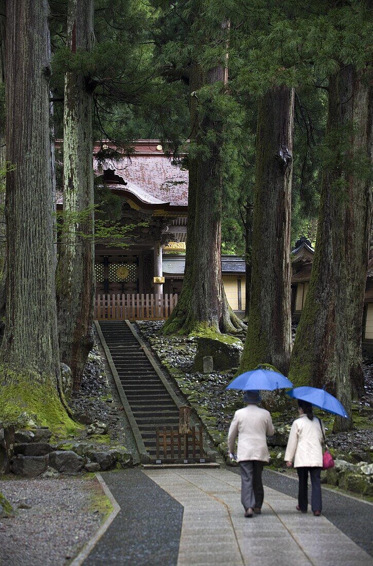 Visitors at Chokushimon Imperial Gate at Eiheiji Temple, headquarters of the Soto sect of Zen Buddhism, in Fukui, Japan