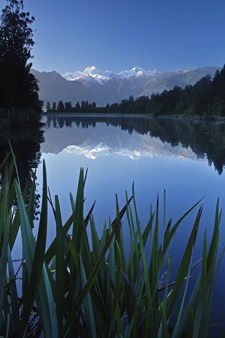Lake Matheson, Mount Tasman and Mount Cook, Westland Tai Poutini National Park, UNESCO World Heritage Site, West Coast, Southern Alps, South Island, New Zealand, Pacific