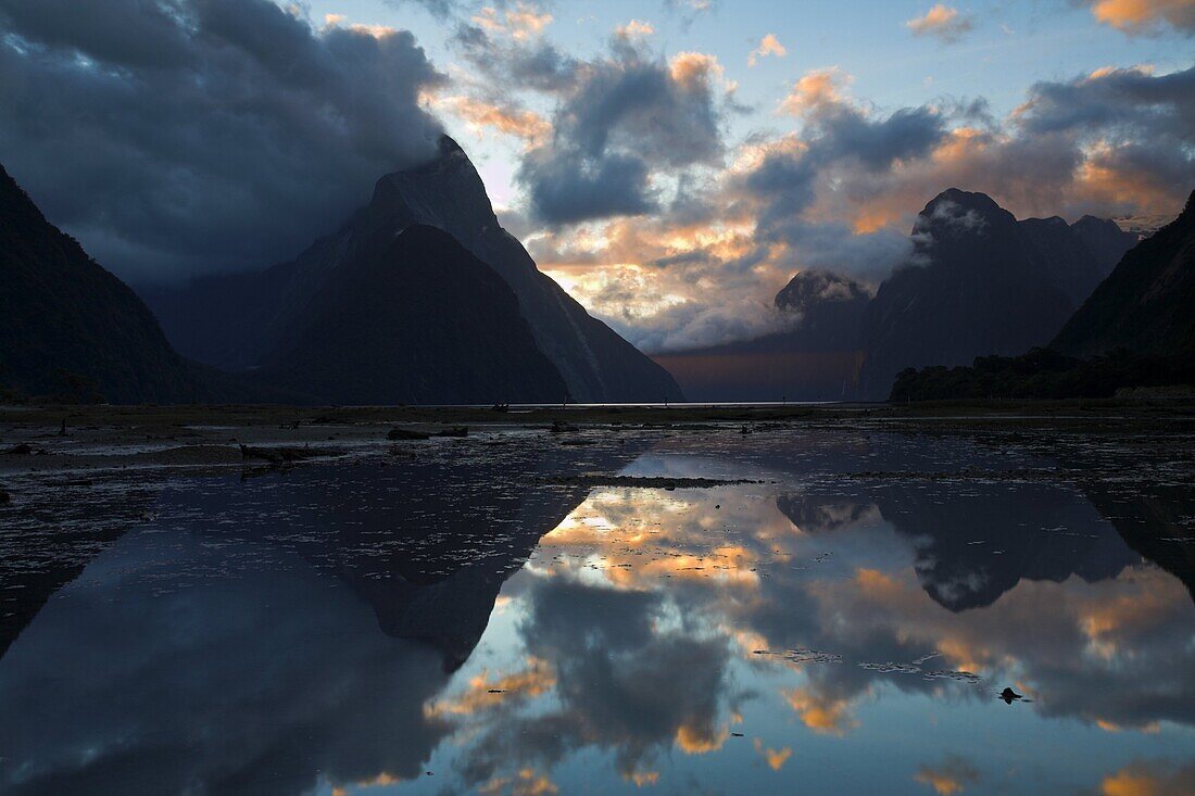 Sunset at Milford Sound in Fiordland National Park. Fiordland, South Island, New Zealand, Pacific